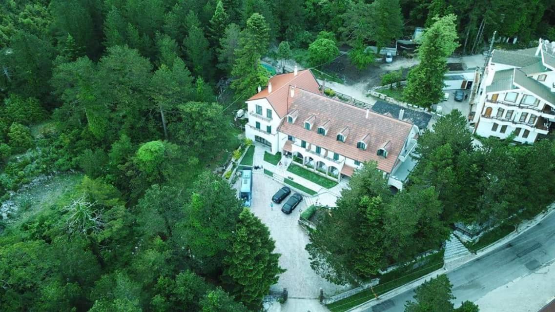 Hotel Alpin Llogara