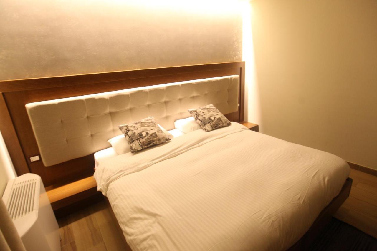 Alpin Llogara 4* Dukat