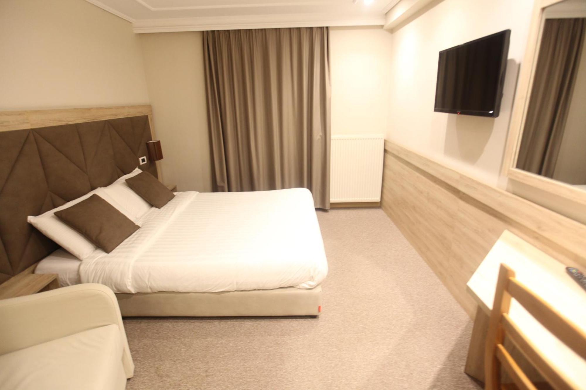 Alpin Llogara Hotel Dukat