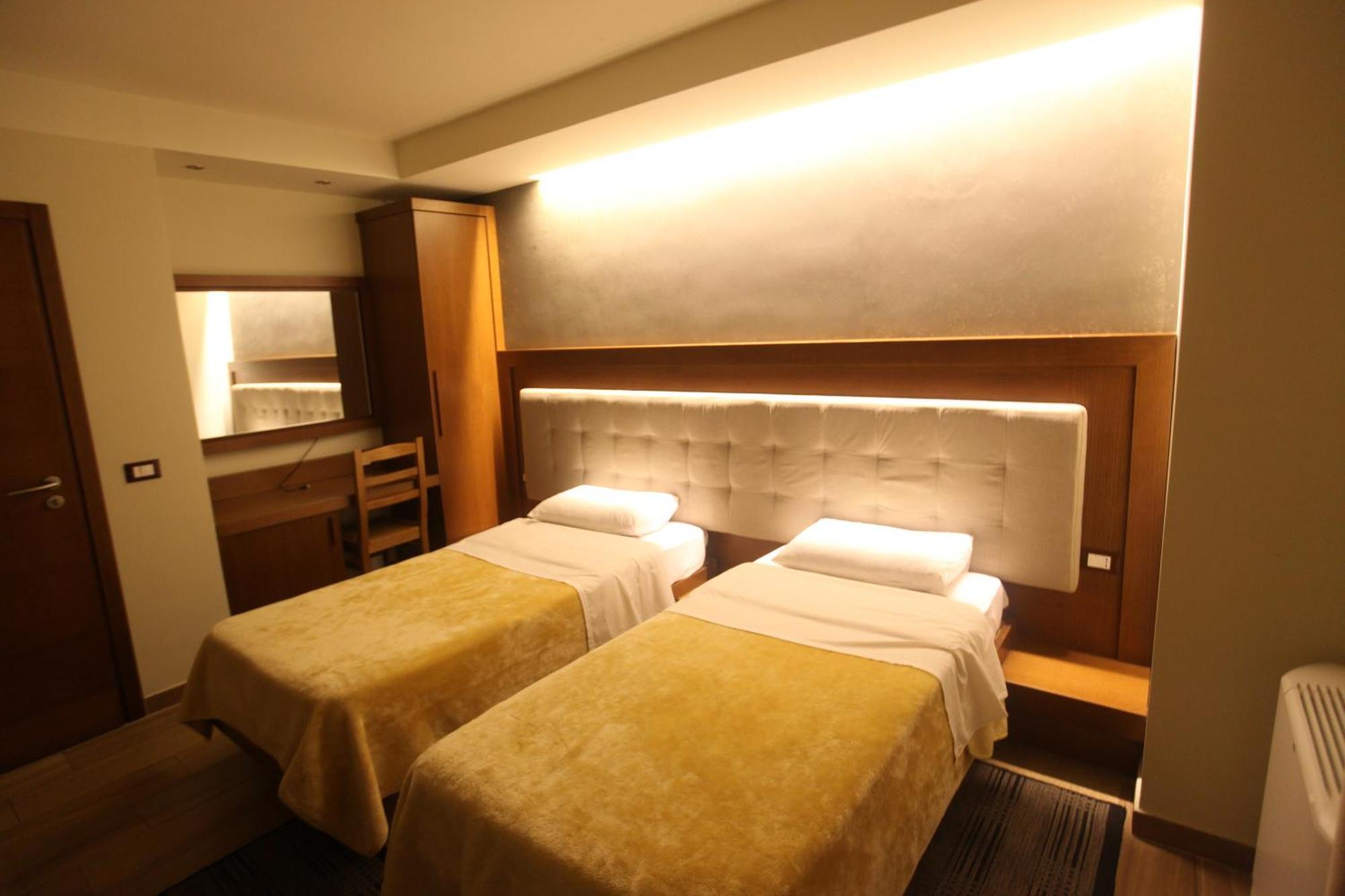 Hotel Alpin Llogara Dukat