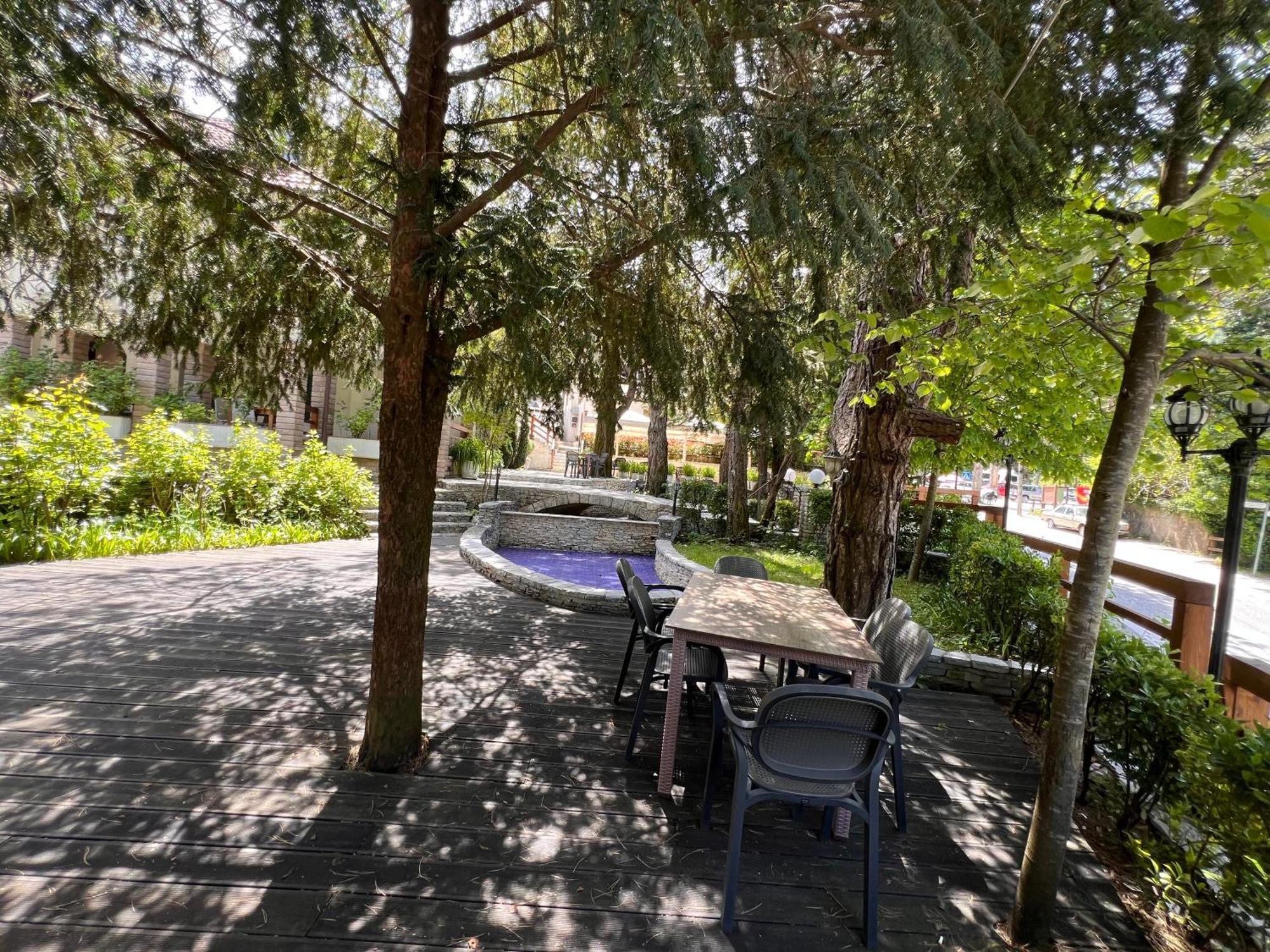 Hotel Alpin Llogara